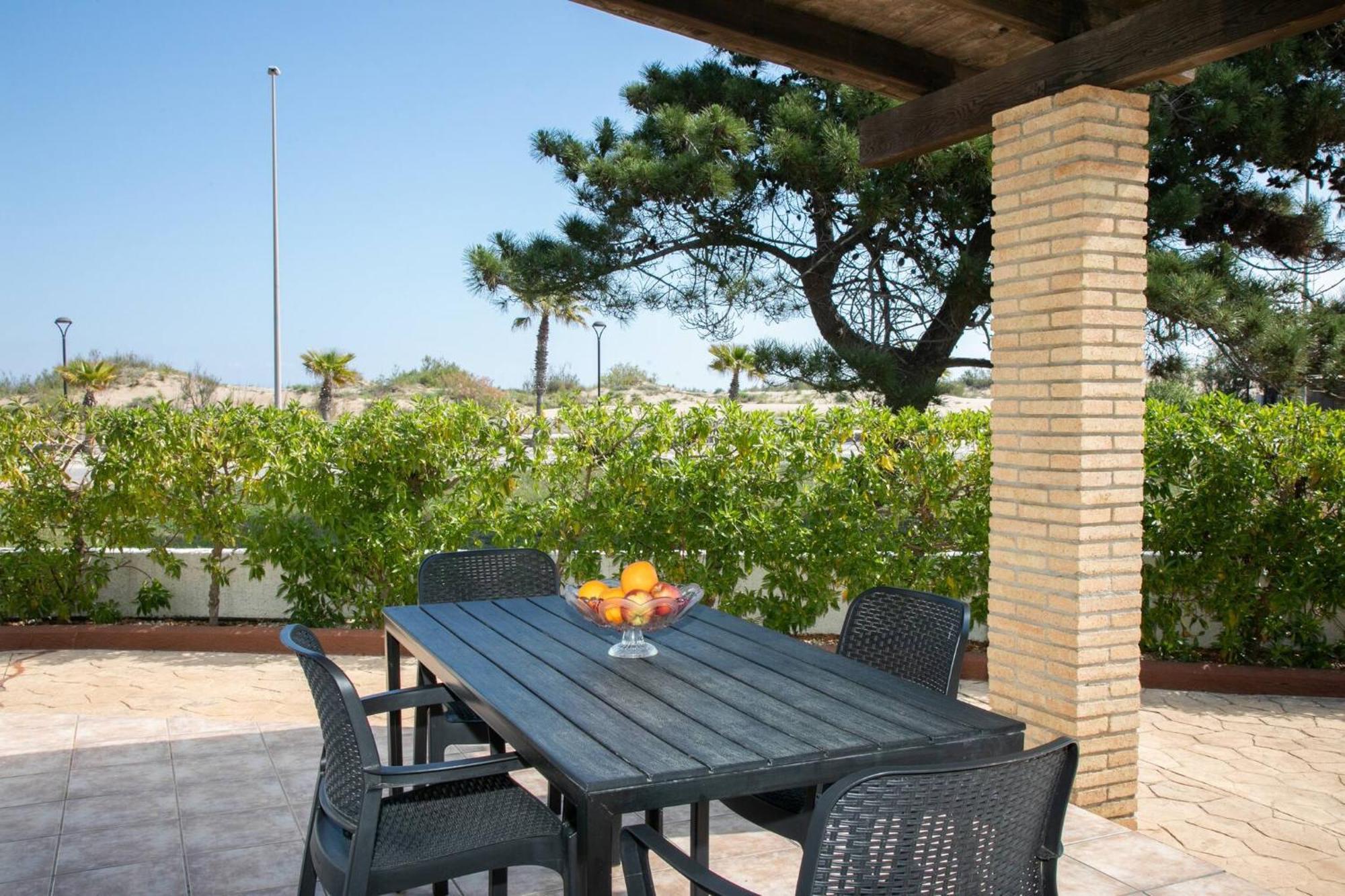 Eusebio - Casa en Riumar para 4 personas y en primera línia de mar Exterior foto
